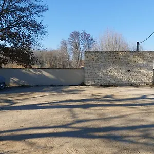 https://un-petit-coin-de-bali-avec-spa-et-piscine-prives.fr-provencehotel.com