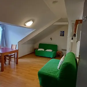 https://apt-studio-hyper-centre-lumineux-et-fonctionnel-luchon.midi-pyreneeshotels.com